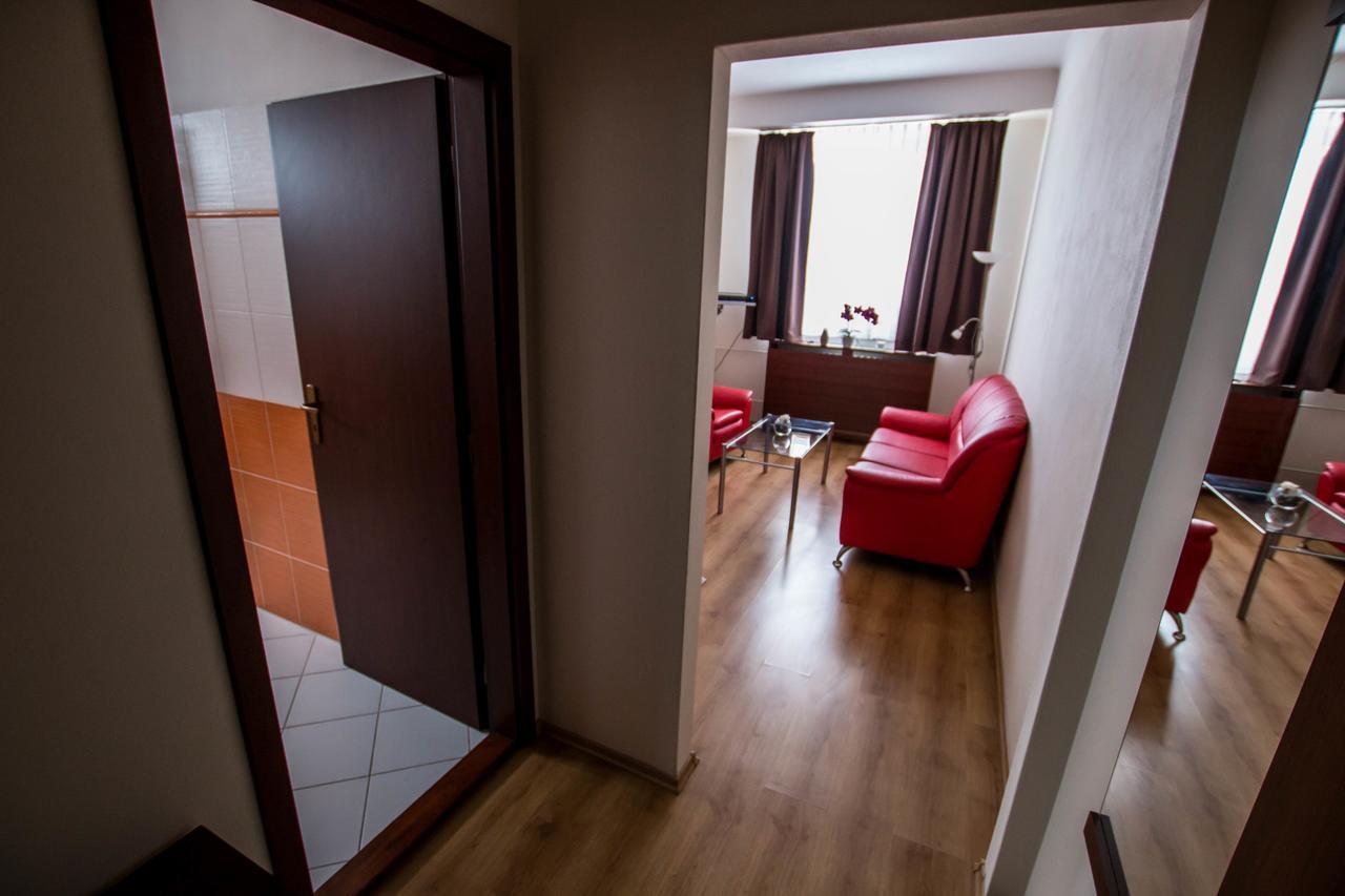 Penzion FIT - Contactless check in Zvolen Exterior foto